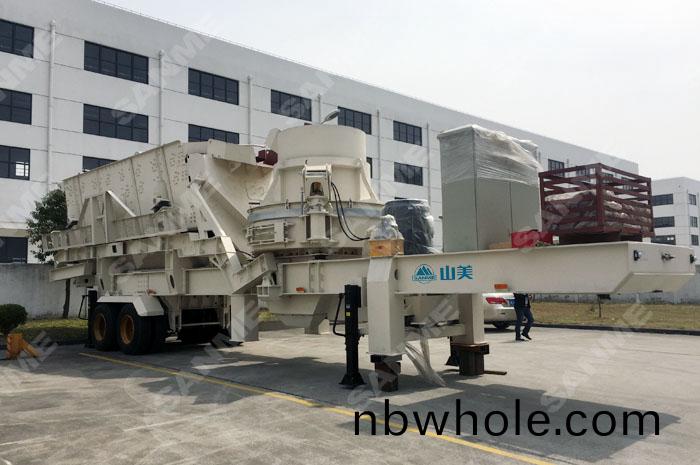 立式(shi)衝(chong)擊破(po)碎製砂(sha)機