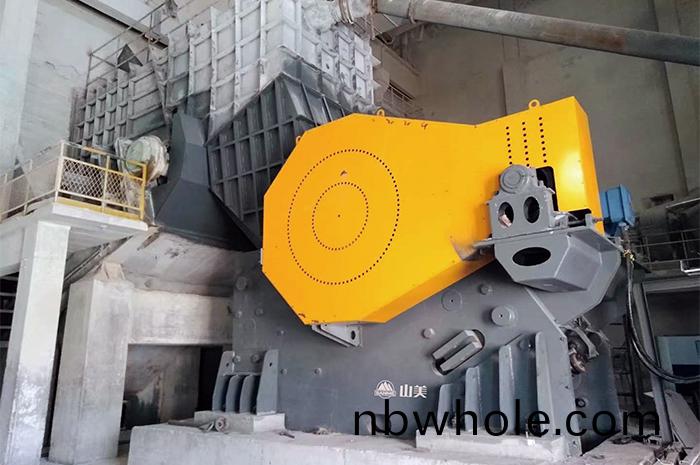 JC係(xi)列歐(ou)版(ban)顎式(shi)破碎機(ji)