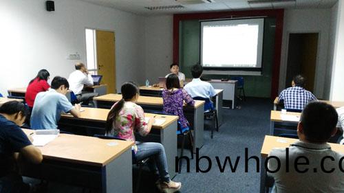 山(shan)美召(zhao)開第(di)二次“安(an)全生(sheng)産標(biao)準化(hua)”會(hui)議