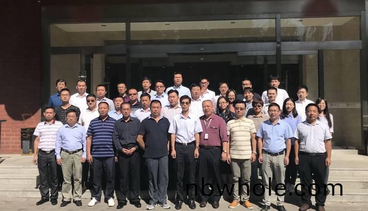 山美股份承辦的(de)工信部(bu)行業(ye)標準(zhun)《 建(jian)築(zhu)垃(la)圾(ji)再生砂粉(fen) 》編製(zhi)啟動會在(zai)北京成(cheng)功召開(kai)