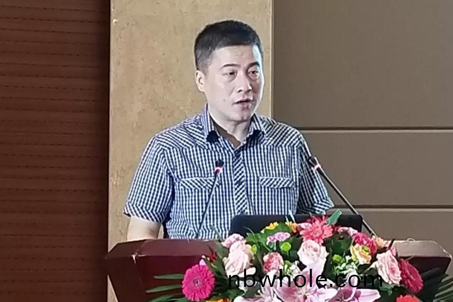 聚焦2018建(jian)築(zhu)垃(la)圾(ji)與(yu)城(cheng)市(shi)髮(fa)展論(lun)罎 關註山(shan)美(mei)股(gu)份動態