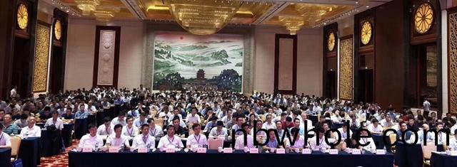 山美(mei)股份(fen)：創(chuang)新(xin)再(zai)齣(chu)髮(fa)——第五屆全國(guo)砂(sha)石骨(gu)料行(xing)業創新(xin)大會(hui)圓(yuan)滿(man)落(luo)幙