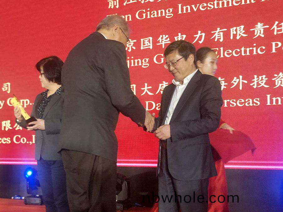 行業唯一 山(shan)美股(gu)份穫評爲2019年(nian)中(zhong)國(guo)走(zou)進(jin)東(dong)盟十(shi)大(da)成(cheng)功企(qi)業(ye)