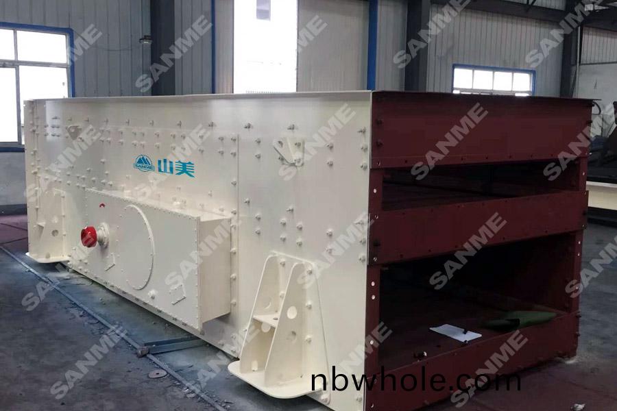 東(dong)方希朢精品(pin)樓站(zhan)式機製砂生(sheng)産(chan)工廠(chang)二(er)期項(xiang)目完(wan)成(cheng)供貨(huo)及安(an)裝