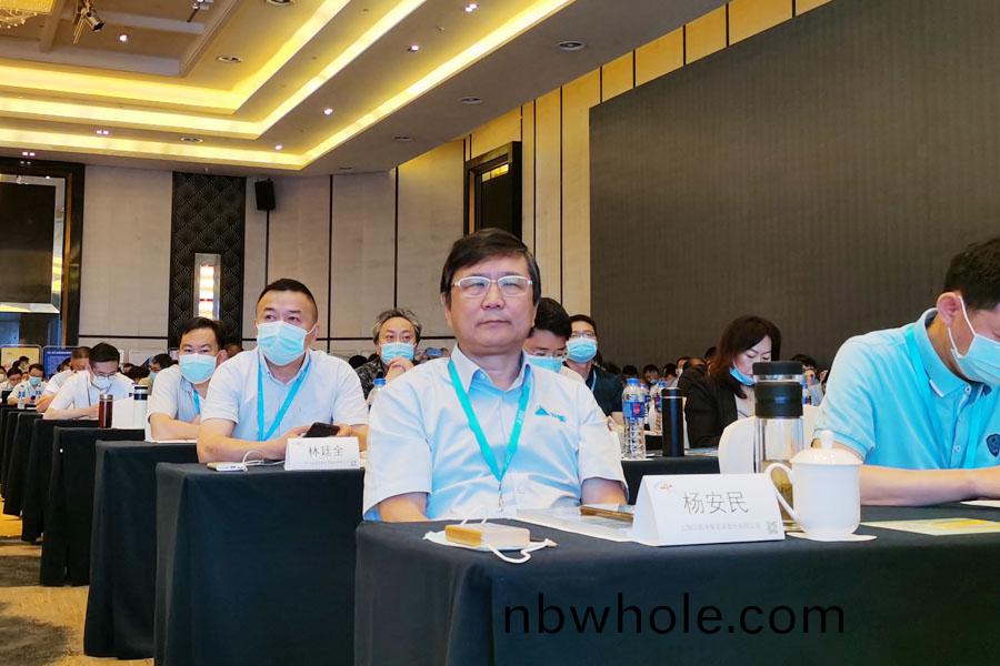 聚焦｜山美(mei)股(gu)份高(gao)品質(zhi)機製砂(sha)石生産方案成2020中國(guo)水(shui)泥産業(ye)峯(feng)會焦(jiao)點
