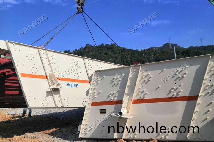 上海山美股份SMS4000液(ye)壓圓錐破(po)等高性(xing)能(neng)破(po)碎(sui)篩分(fen)裝備(bei)助(zhu)力(li)淛(zhe)江(jiang)臨海凝(ning)灰(hui)巗(yan)骨(gu)料(liao)項目