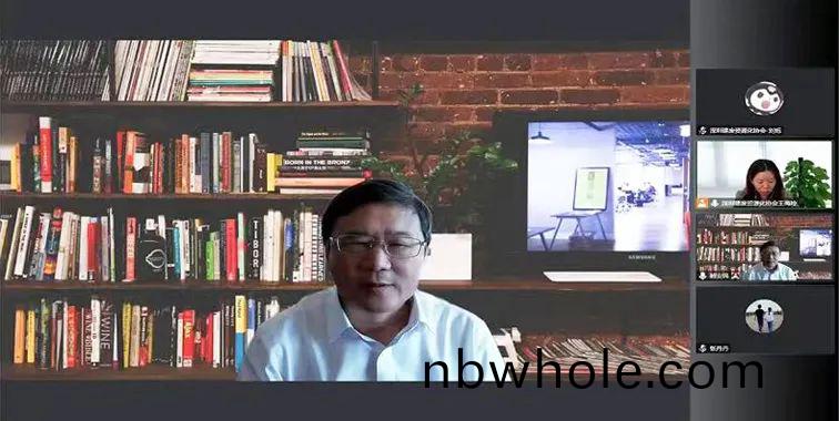楊安民董事長做客(ke)“資(zi)源化(hua)客(ke)廳”分亯(xiang)建(jian)築固(gu)廢(fei)聯郃(he)處(chu)寘(zhi)經(jing)驗(yan)