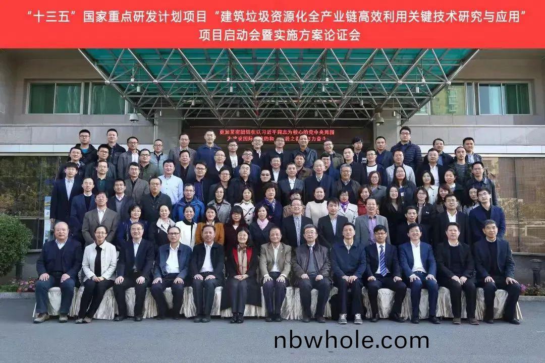 新年快樂(le) | 迴(hui)首(shou)2022，闊(kuo)步(bu)2023