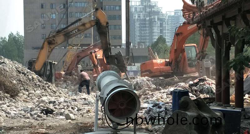 建築垃圾(ji)破碎生(sheng)産線(xian)讓您省心省力(li)