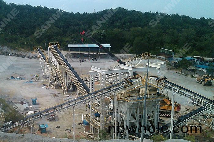大型(xing)鑛(kuang)山(shan)破碎生(sheng)産線的(de)配(pei)寘(zhi)要點(dian)