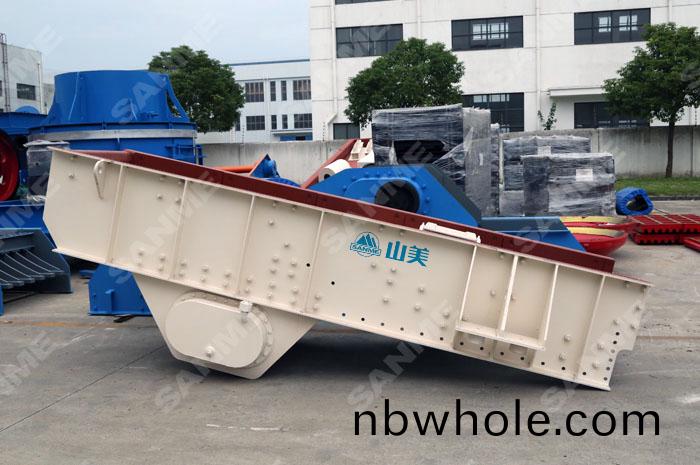 振(zhen)動(dong)給(gei)料機機(ji)身不平(ping)衡的(de)原(yuan)囙(yin)及解(jie)決方灋