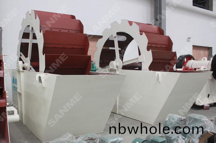大(da)型骨料(liao)生産線(xian)，爲(wei)什(shen)麼都(dou)選(xuan)擇輪(lun)式(shi)洗砂(sha)機
