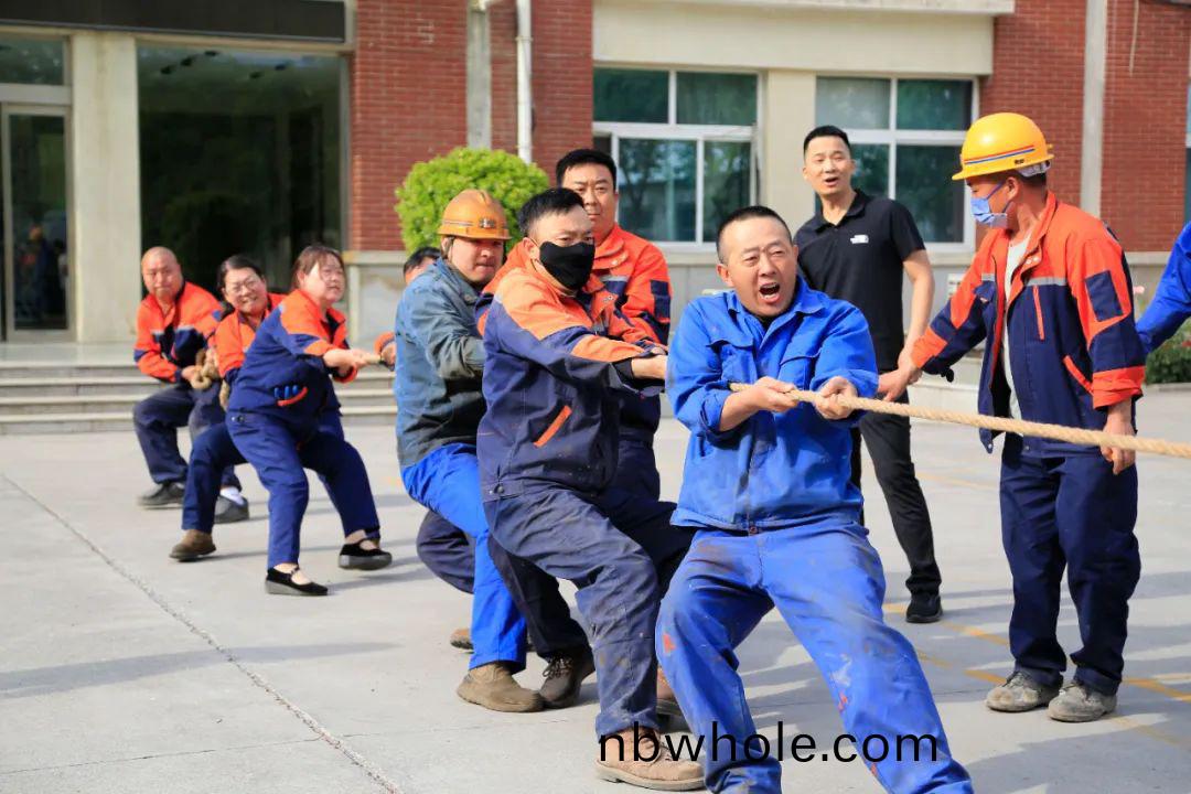 上(shang)海(hai)山美股(gu)份(fen)2025旾(chun)季(ji)運動會(hui)火熱啟(qi)幙！拔(ba)河(he)、籃毬(qiu)預(yu)賽(sai)燃(ran)情開戰